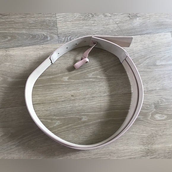 White House Black Market Leather Belt - Picture 3 of 10